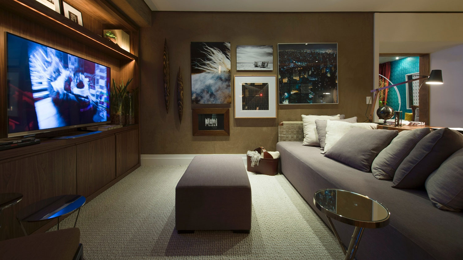 Sala de TV aconchegante: truques e dicas de decoração