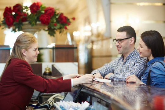 Dia do Hoteleiro: confira os seis desafios do profissional de hotelaria